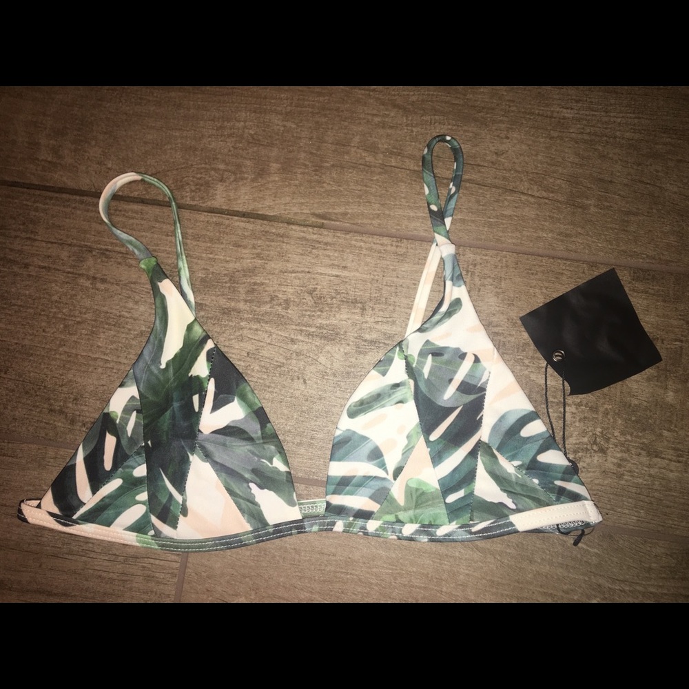 NWT Stone Fox Palm Leaves Bikini Top